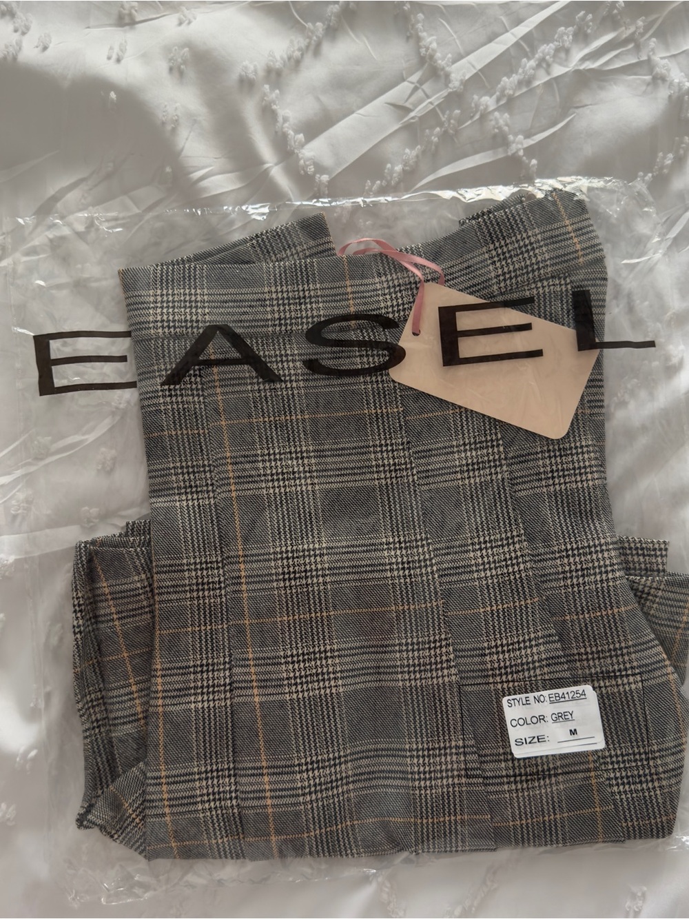 Easel. Plaid Pleated Mini Skirt in Gray and Tan